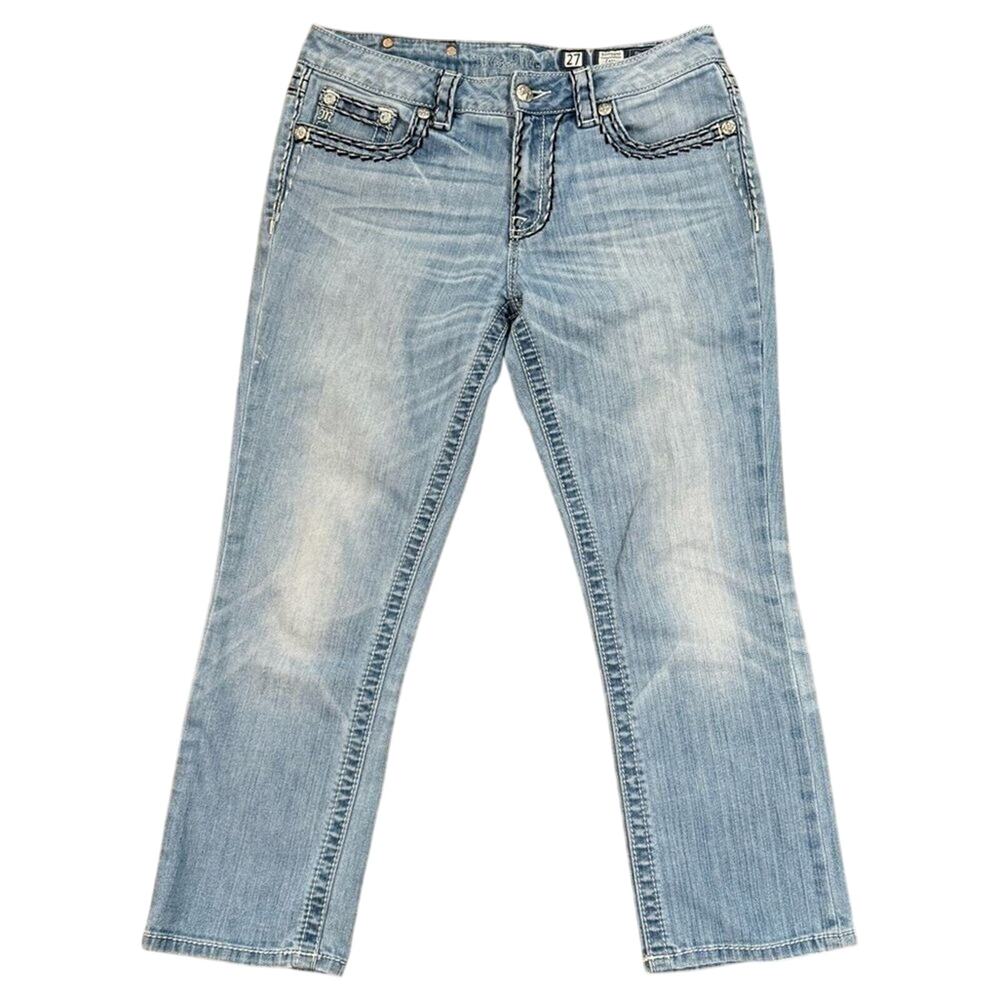 Miss Me Women's Capri Jeans Sz 27 Light Wash Mid Rise Distressed Boyfriend Fit